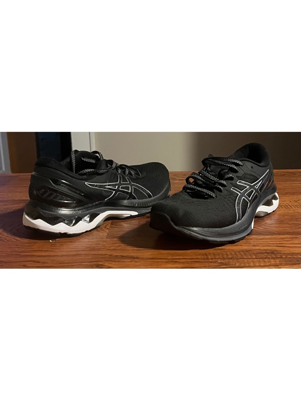ASICS Women's Gel-Kayano 27 Running Shoes Size 8
